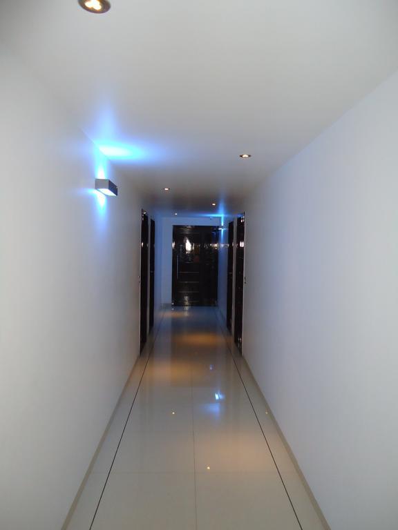 Hotel Sun Plaza Ankleshwar Bagian luar foto